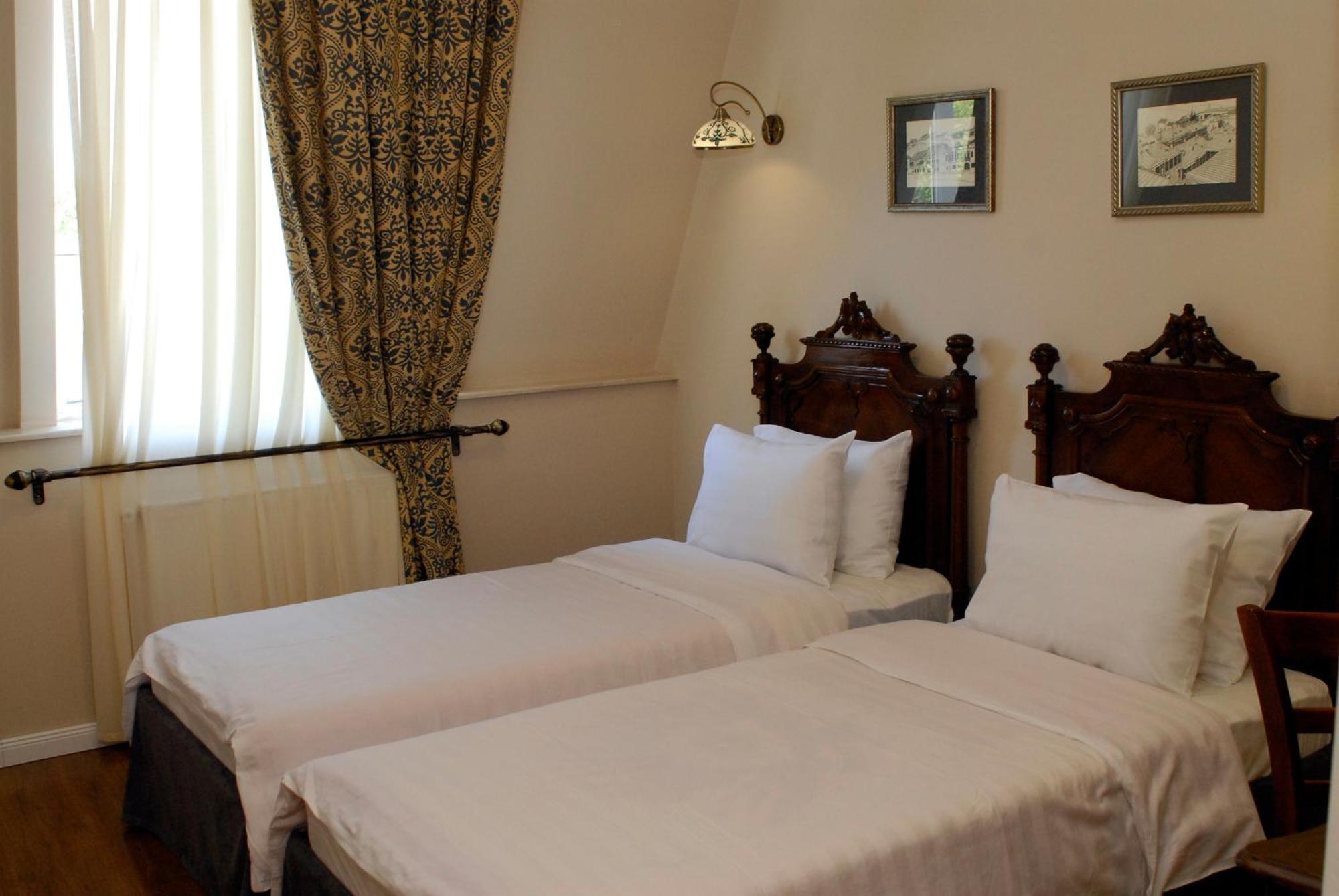 Prestige Palace - Esquisse Hotel Тбілісі Екстер'єр фото