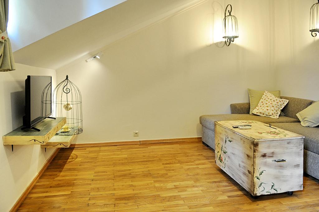 Prestige Palace - Esquisse Hotel Тбілісі Екстер'єр фото